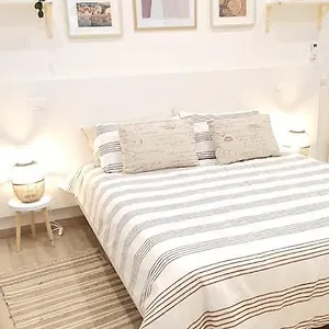 Appartement Blanc - Monolocali Indipendenti Con Cucina E Bagno Privato - Check-in E Check-out Con Codice In Autonomia H24 - Terrazza In Comune, Guspini